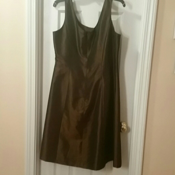 Dress - Picture 2 of 2